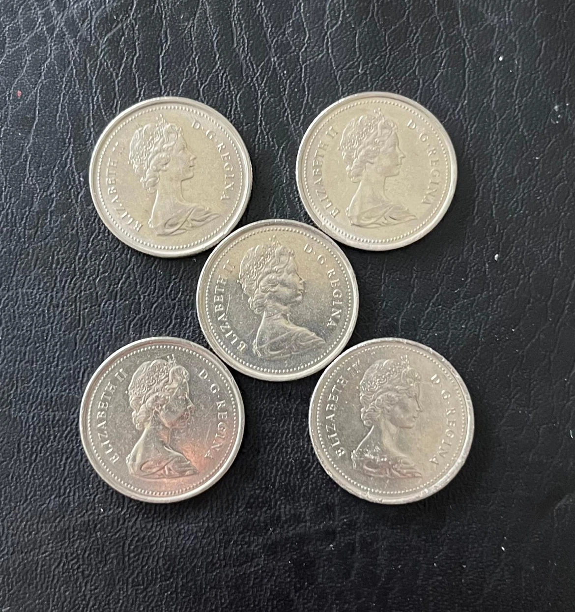 1873 -1973 police 👮 officer Canadian 25 Cent Coins - photo 4