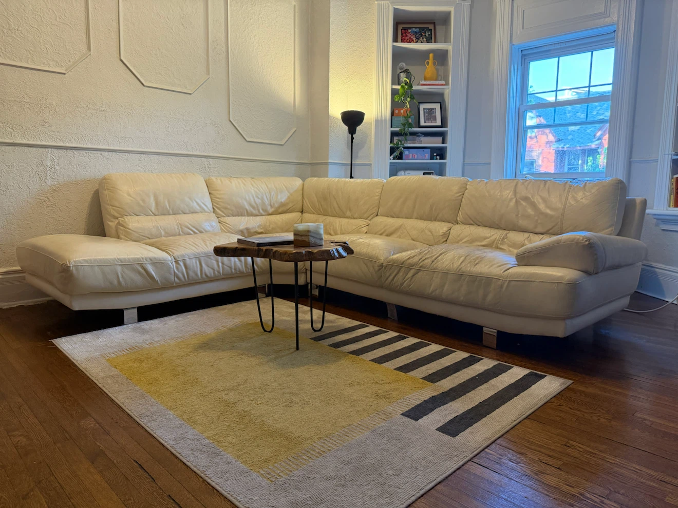 Large Cream Leather Sectional Sofa - photo 2
