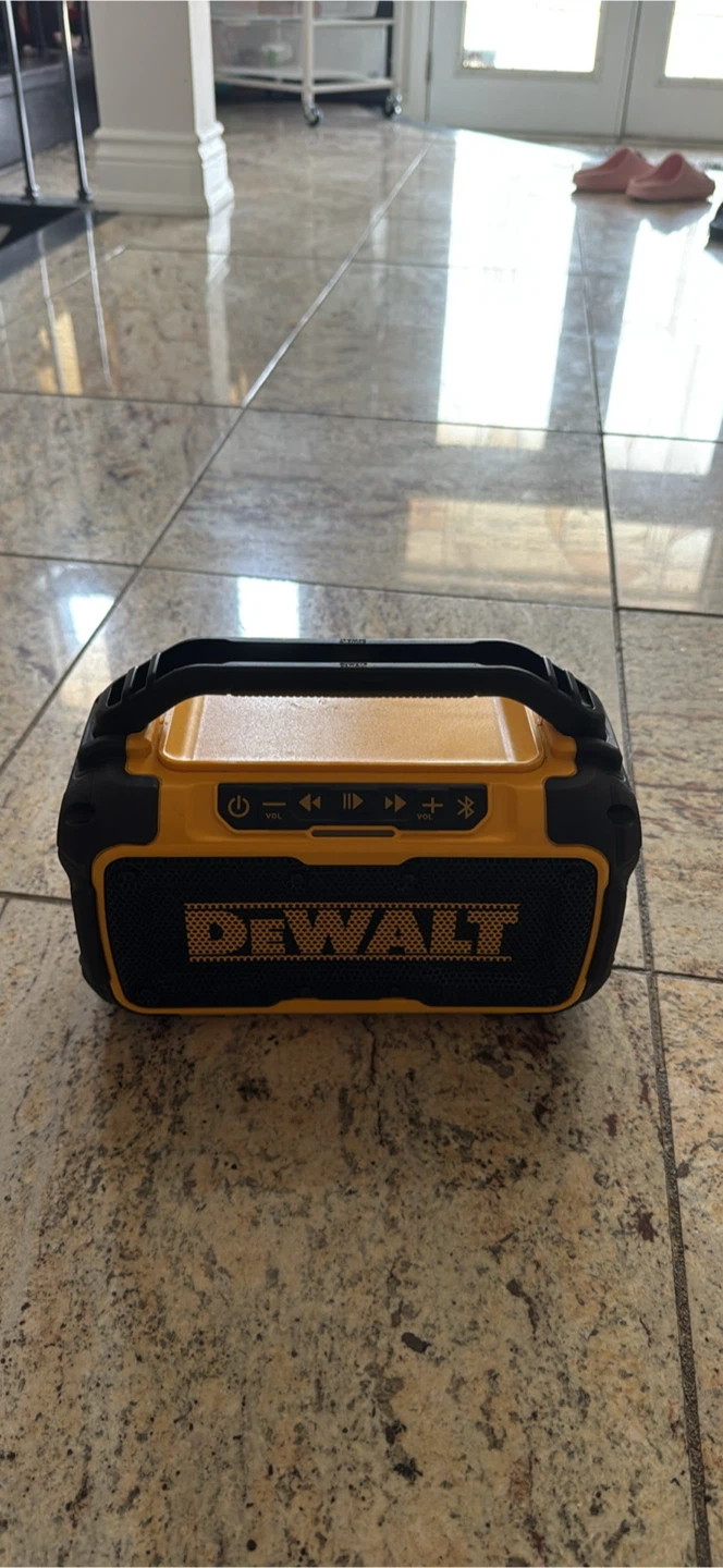DEWALT Worksite Bluetooth Speaker - photo 2