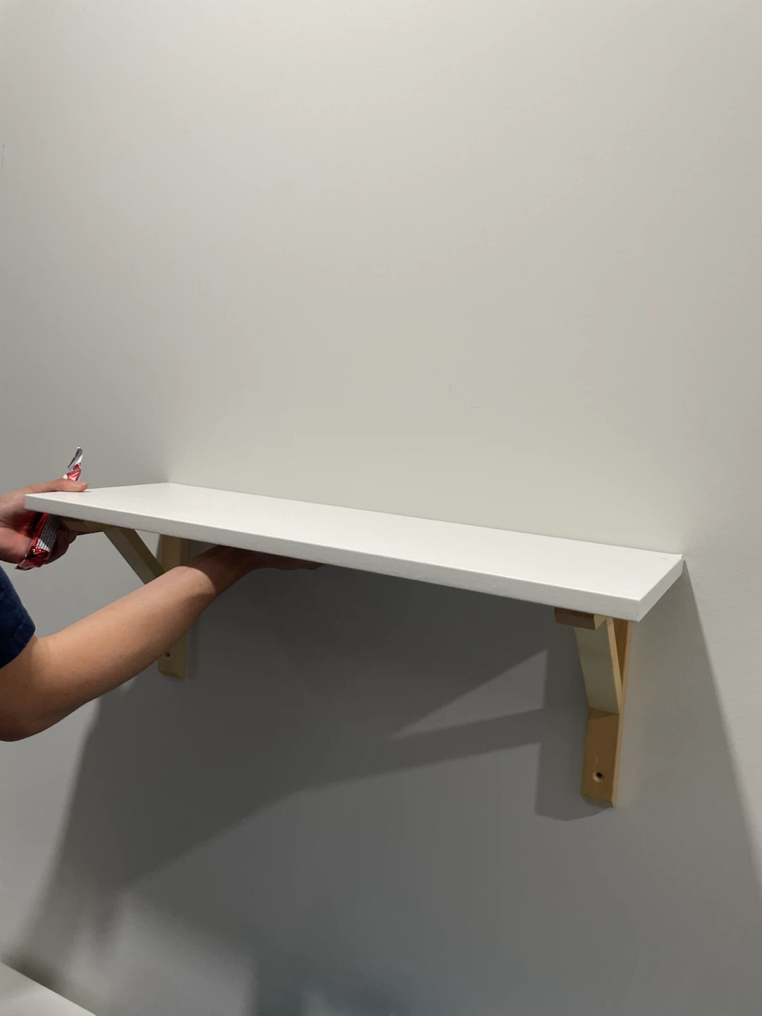 IKEA BURHULT / SANDSHULT Wall Shelf – White/Aspen - photo 2