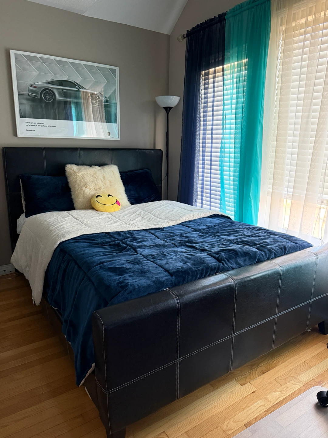 Queen Bed