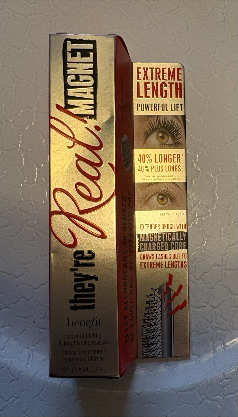 ✨✨Benefit They're Real! Magnet Extreme Length Mascara