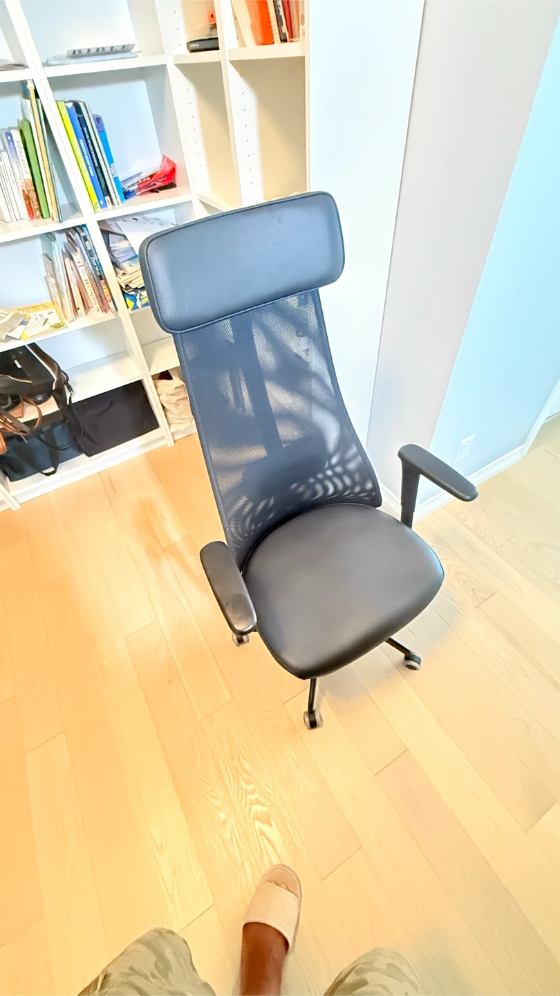 IKEA Ergonomic Office Chair – Excellent Condition