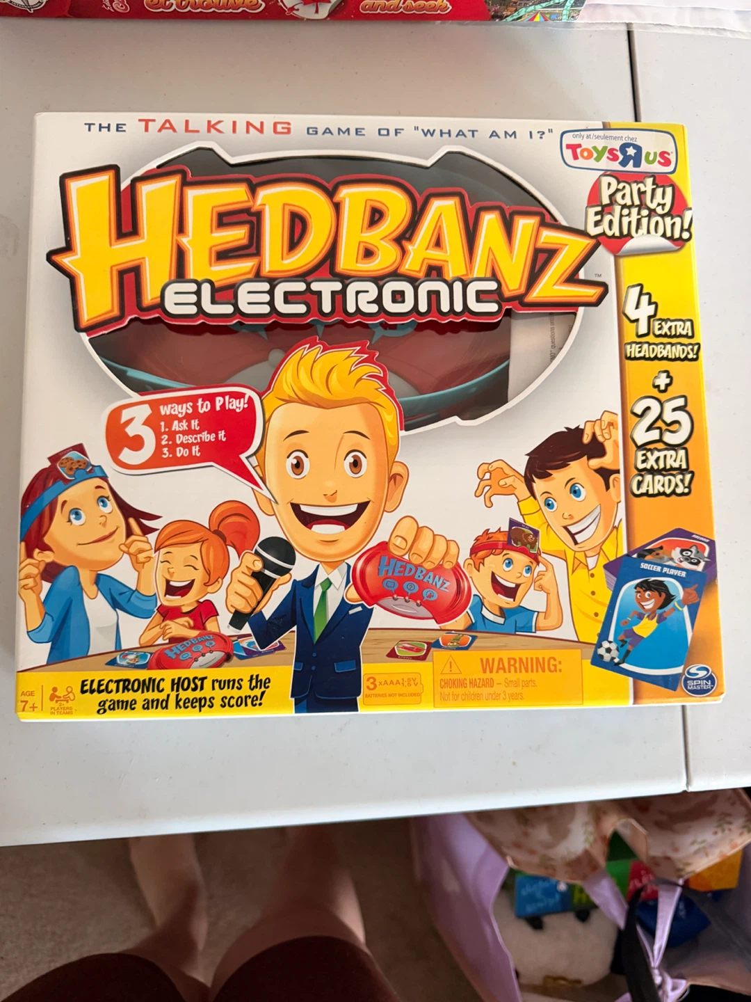 Hedbanz Electronic Party Edition Card Game