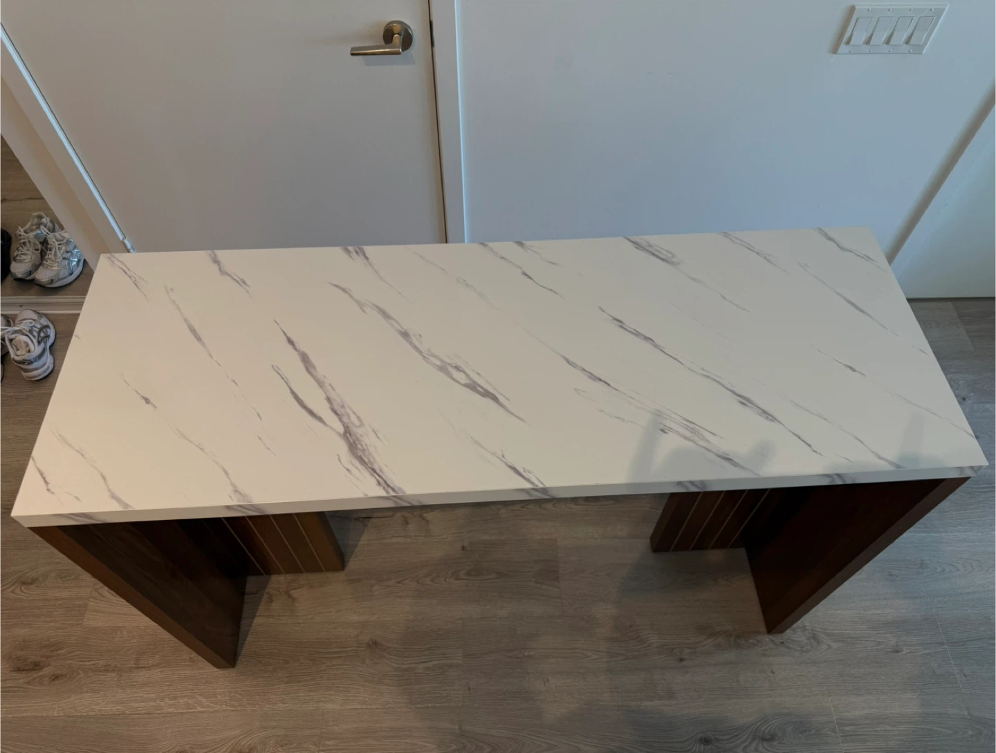 White & Walnut Kitchen Island / Mini Bar Unit - photo 2