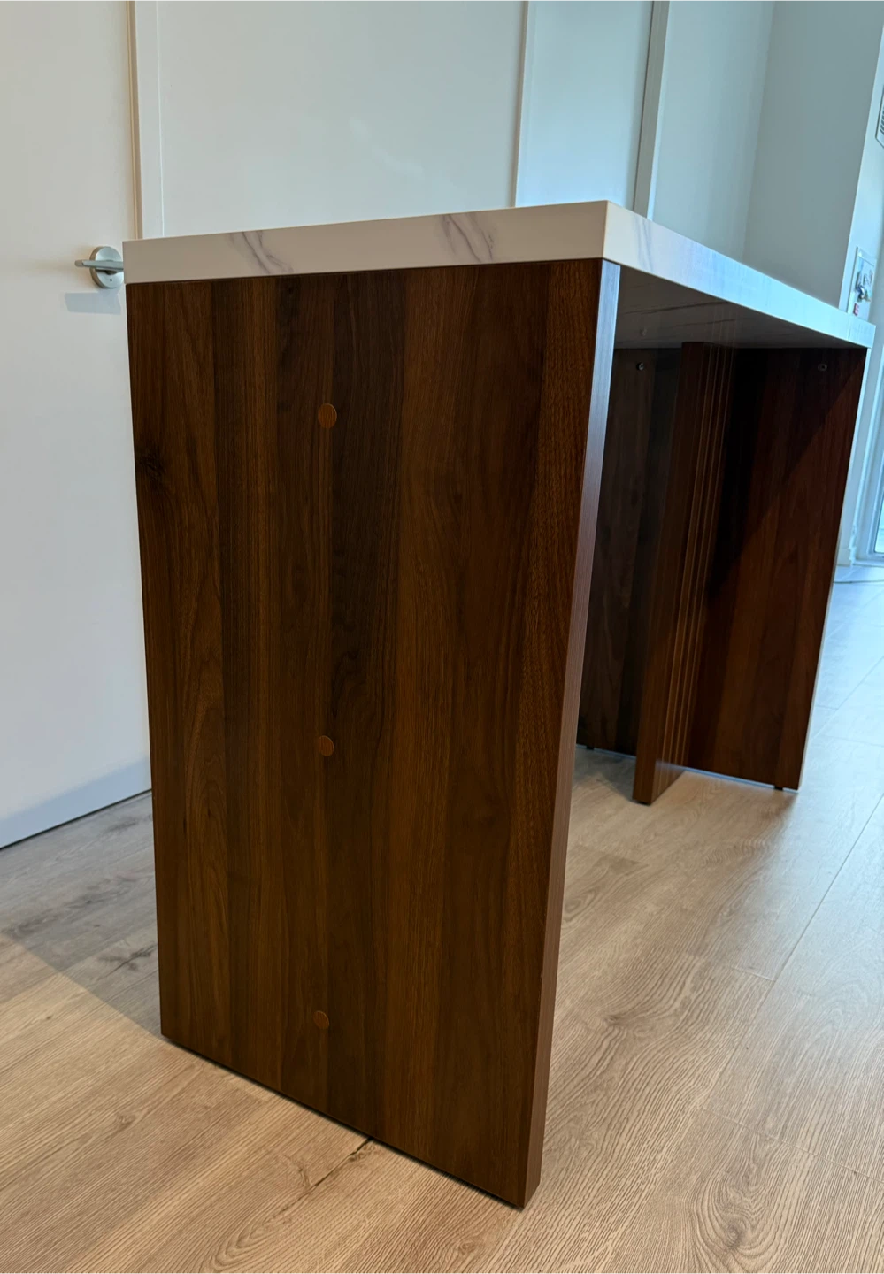 White & Walnut Kitchen Island / Mini Bar Unit - photo 3