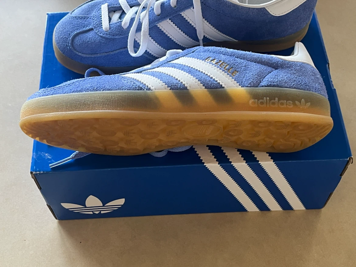 Blue Adidas Sambas - photo 4