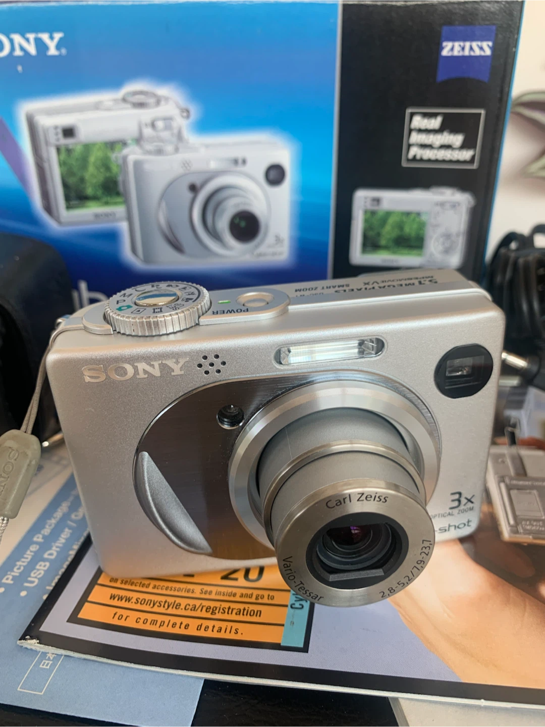 Sony Cyber-shot DSC-W1 Digital Camera - photo 3