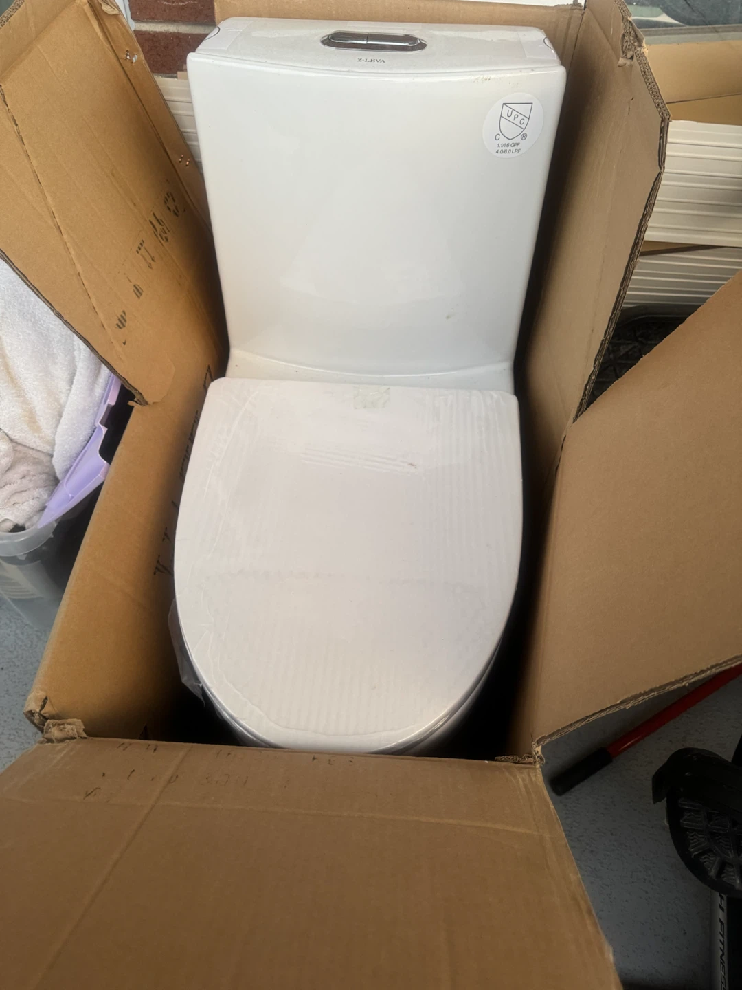 Z-LEVA One-Piece Toilet - photo 3