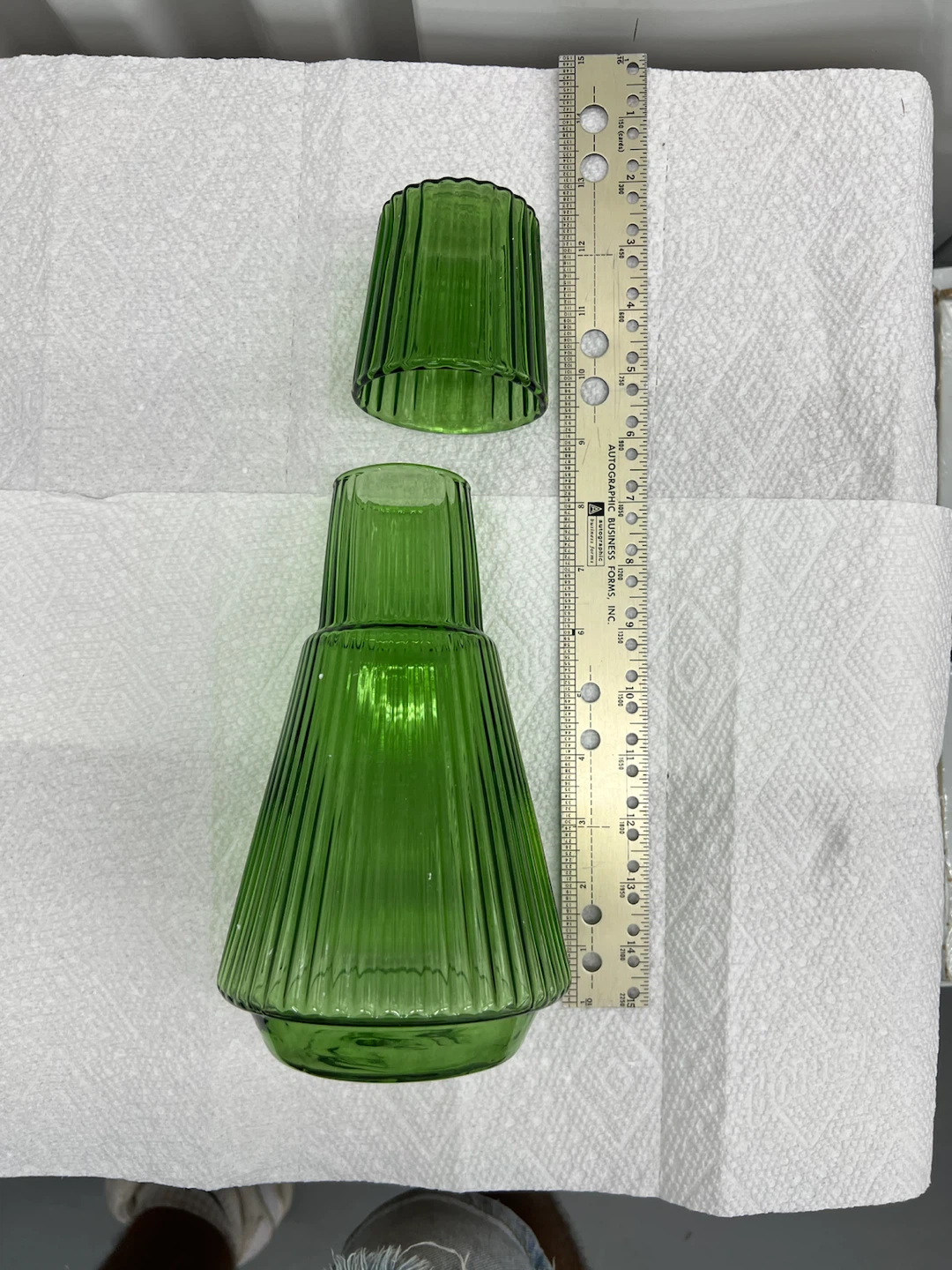 Green Glass Carafe and Tumbler Set - photo 4