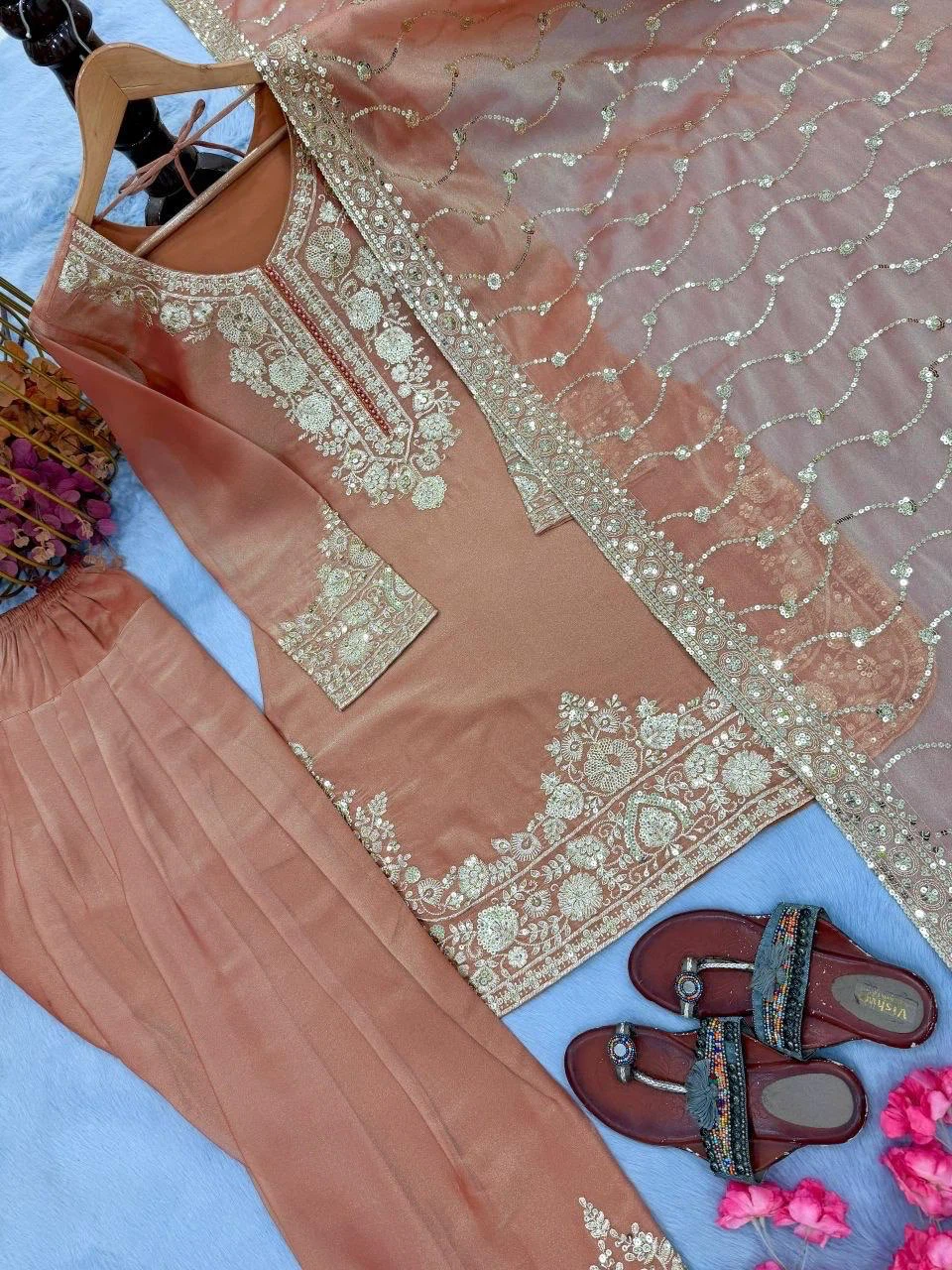 Embroidered Kurti, Pants, and Dupatta Set - photo 2