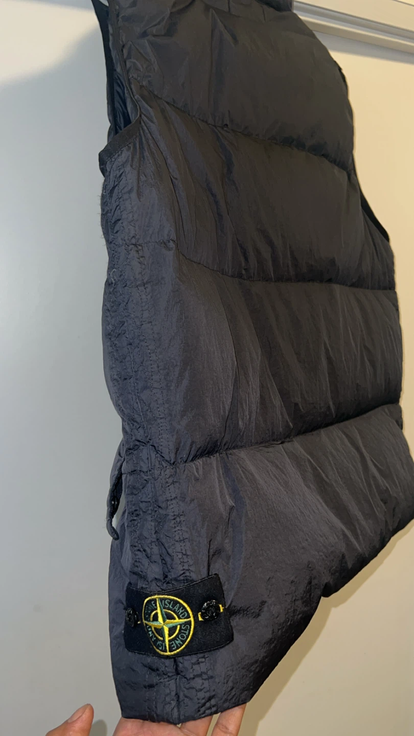 Hooded stone island vest - photo 3