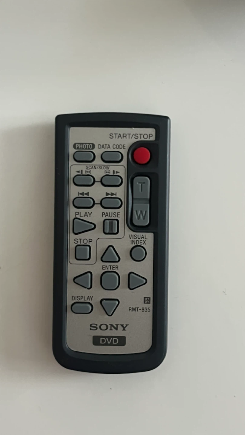 Sony Handycam DVD Camcorder with Remote and Disc - photo 4