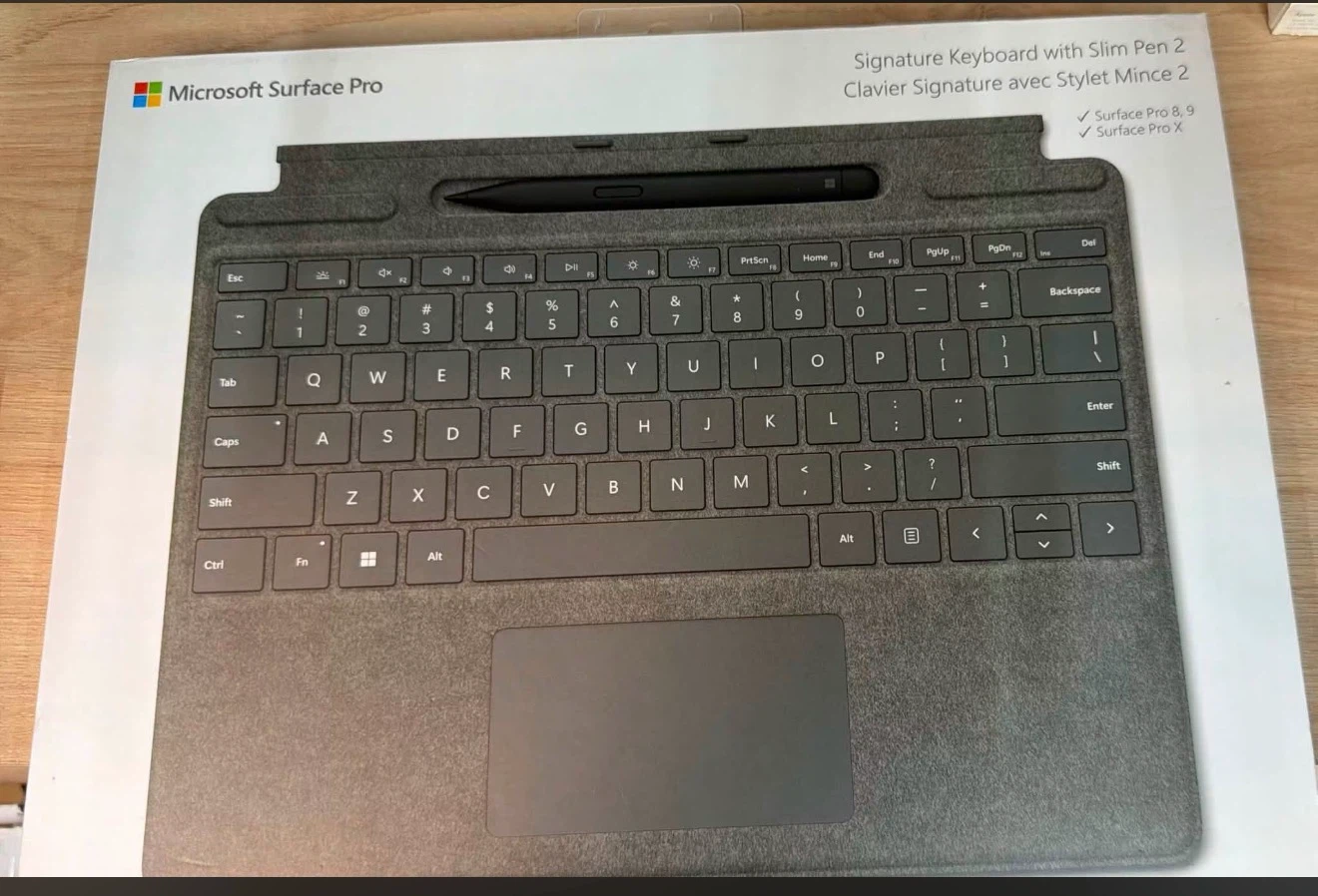 Microsoft Surface Pro Signature Keyboard with Slim Pen 2