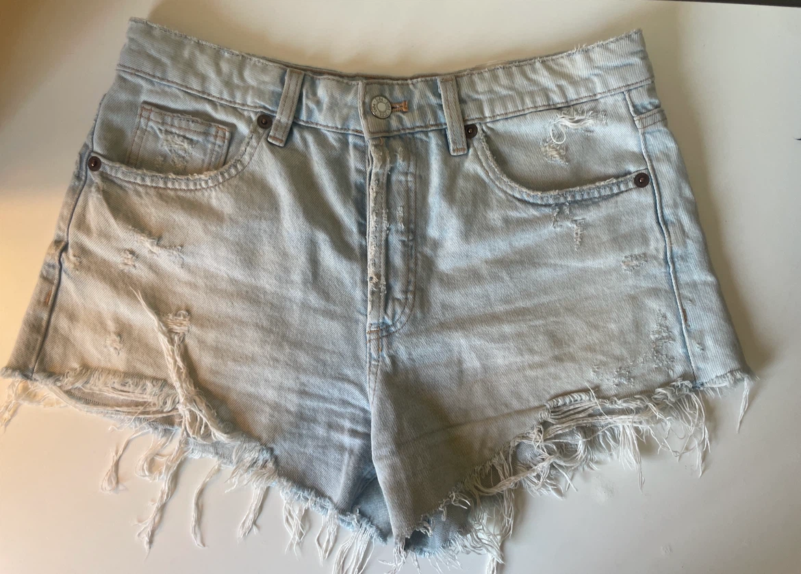 Zara Light Wash Denim Shorts