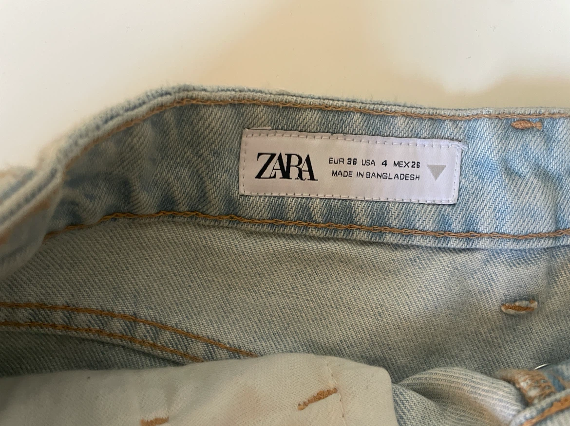 Zara Light Wash Denim Shorts - photo 2