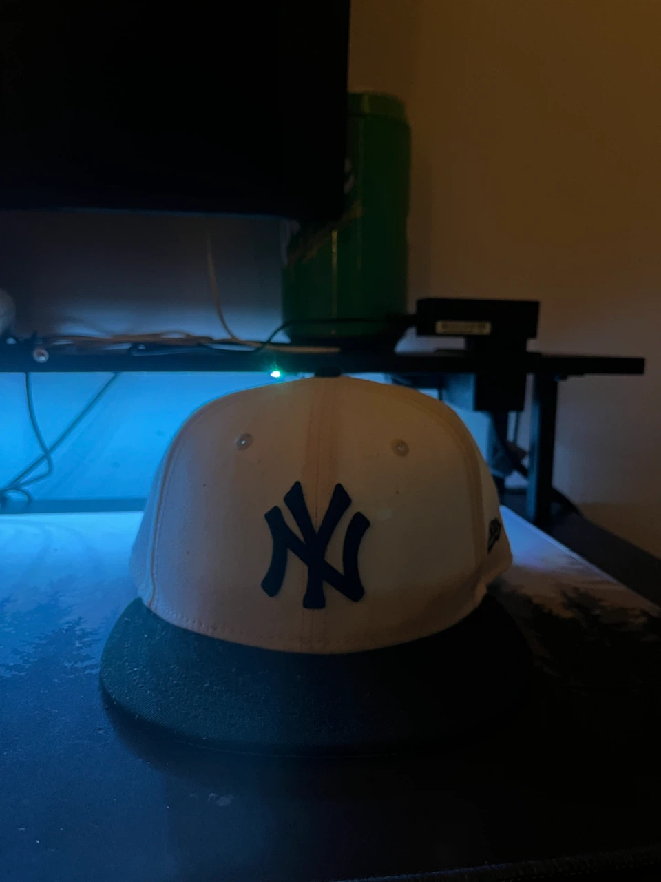 3 hats for sale one fitted and 2 not