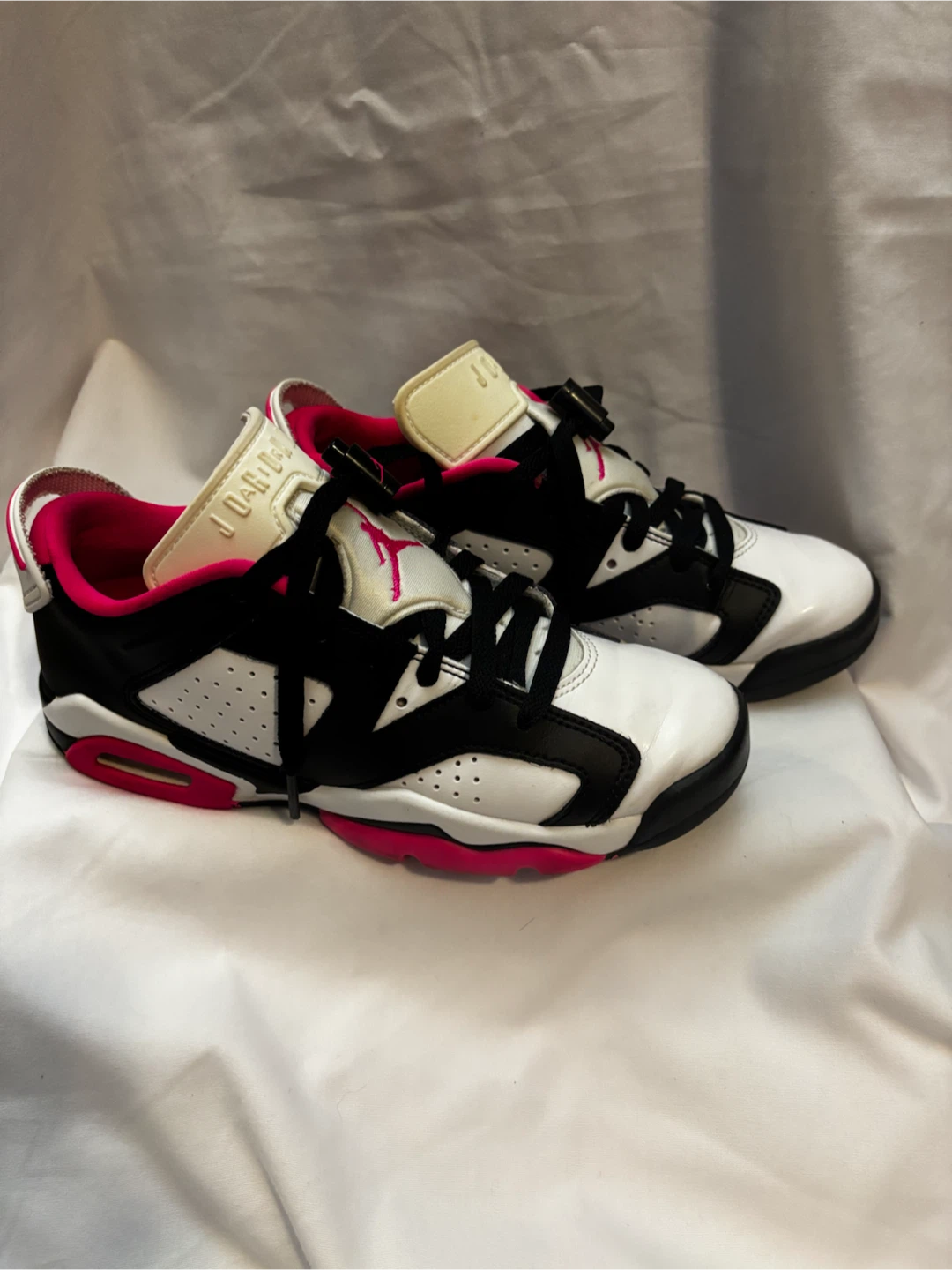 Nike Air Jordan 6 Retro Low "Fierce Pink" sneakers - size 4.5Y