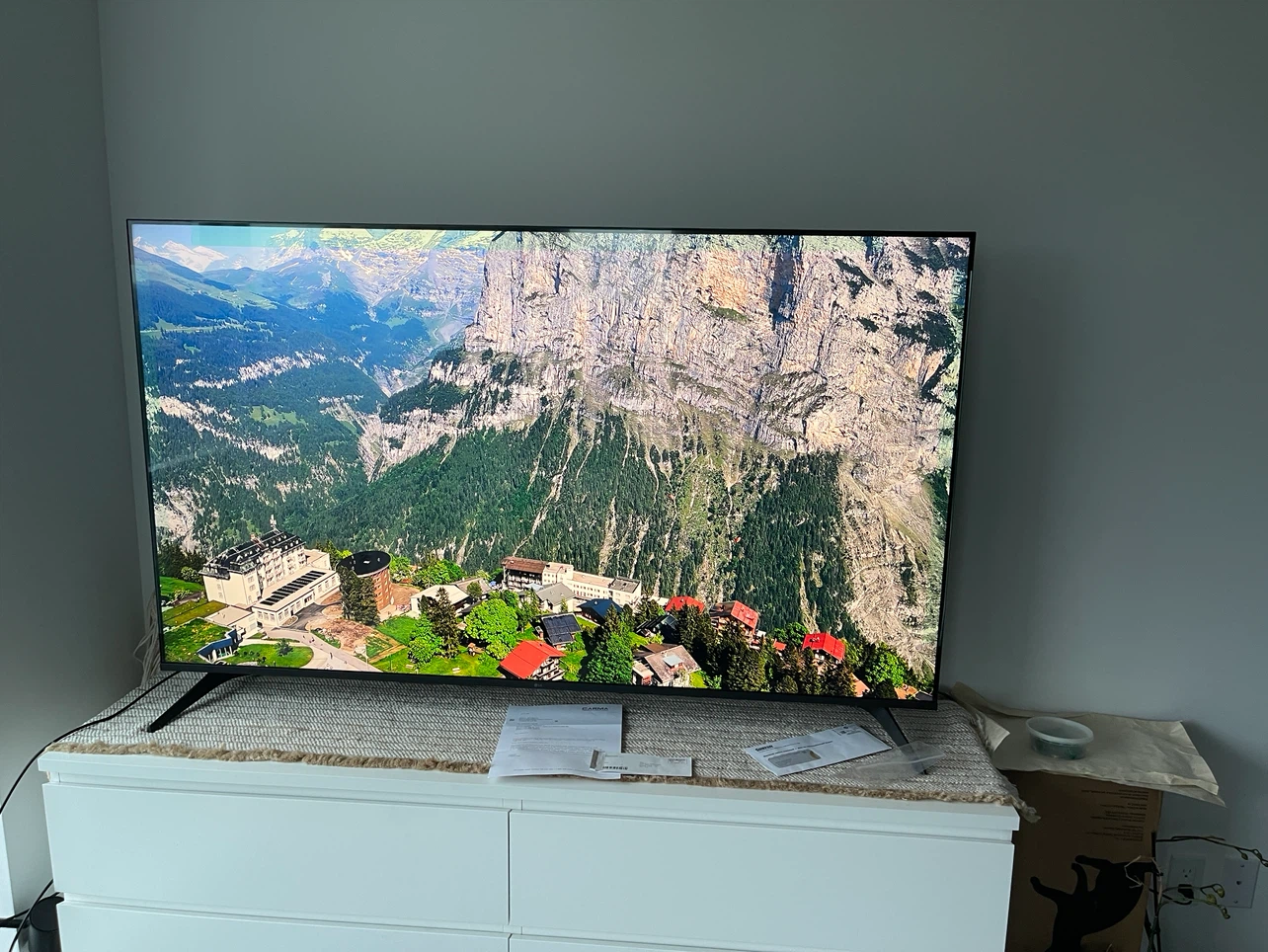 LG 65" 4K UHD Smart TV - Excellent Condition - photo 2