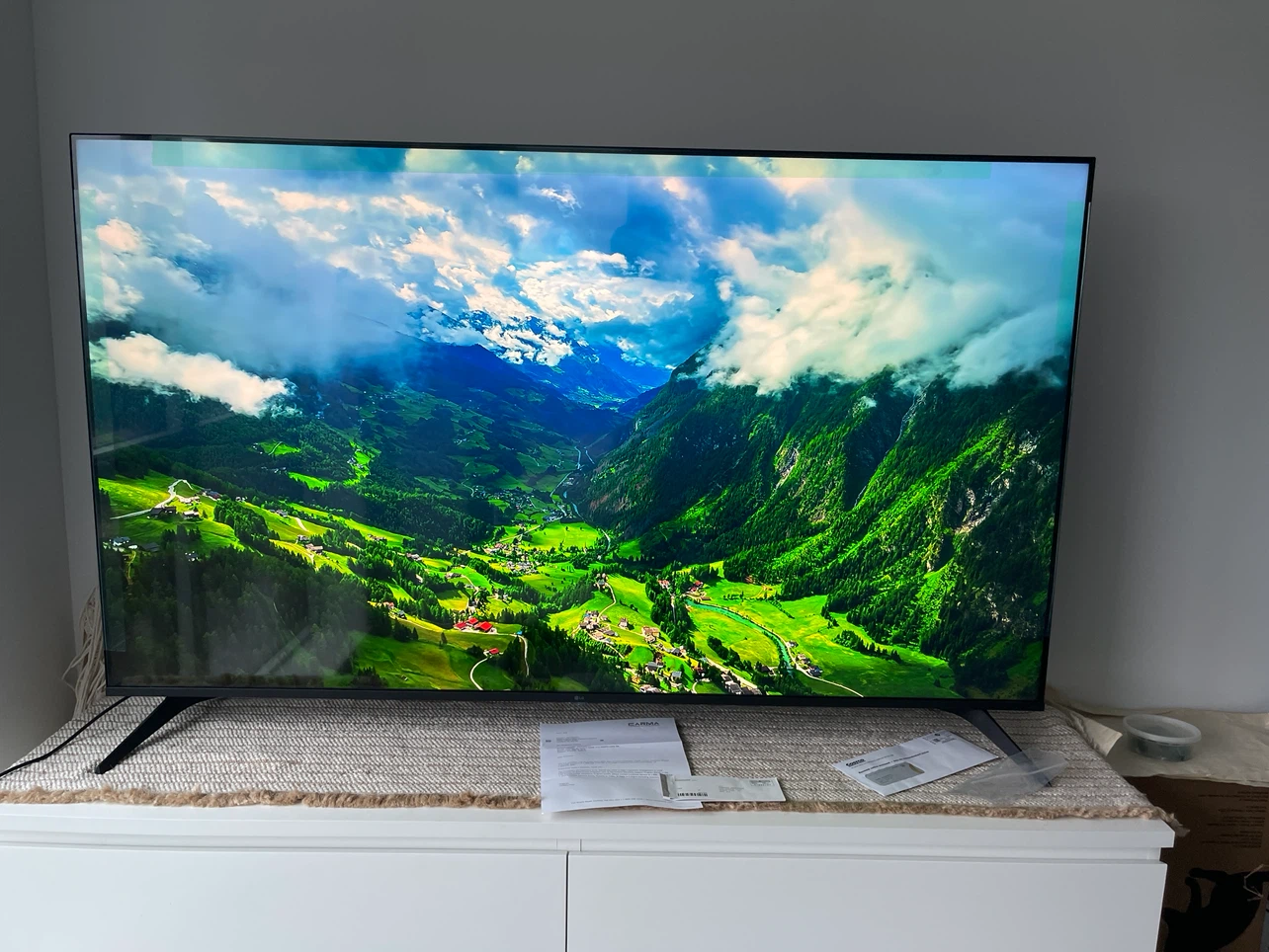 LG 65" 4K UHD Smart TV - Excellent Condition - photo 3