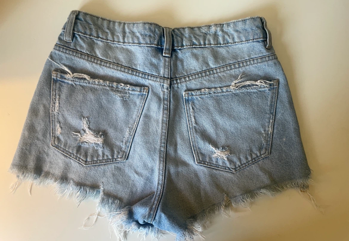 Zara Denim Shorts - photo 2