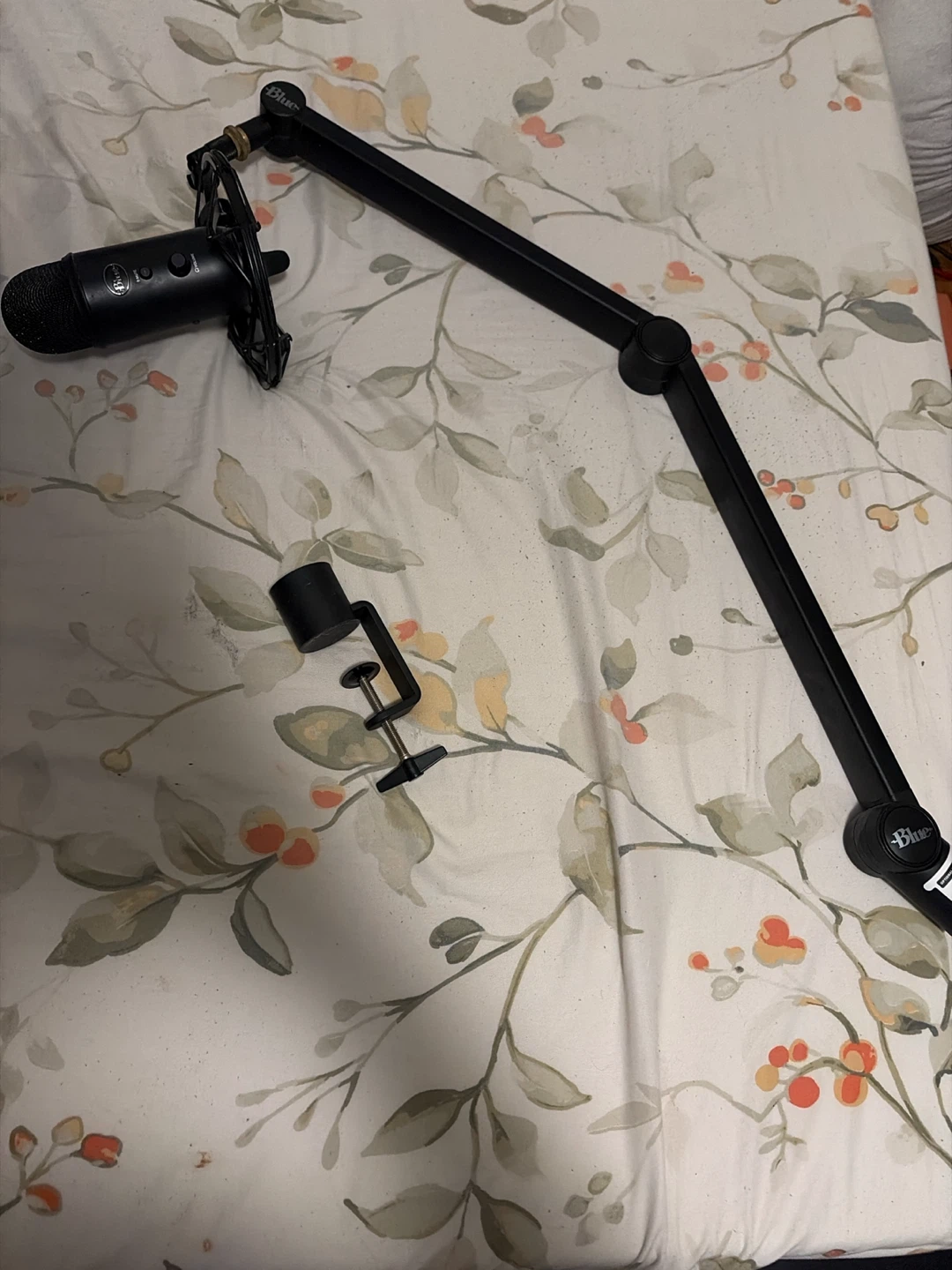 Blue Yeti Microphone with Boom Arm and Shock Mount
