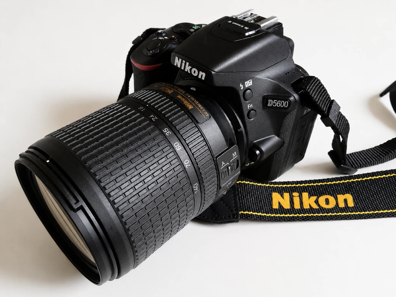 Nikon D5600 DSLR Camera with Lens