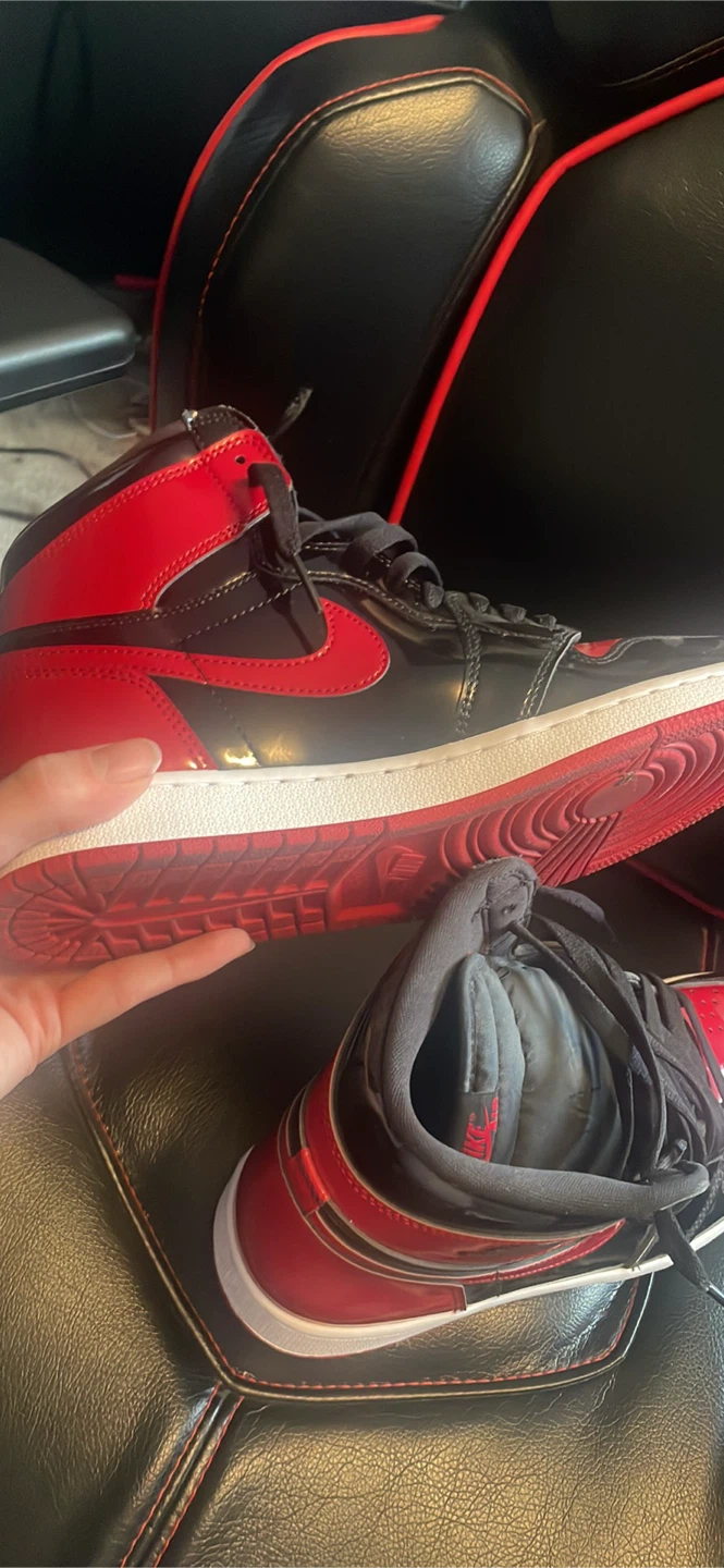 Jordan 1 High Retro OG - photo 2