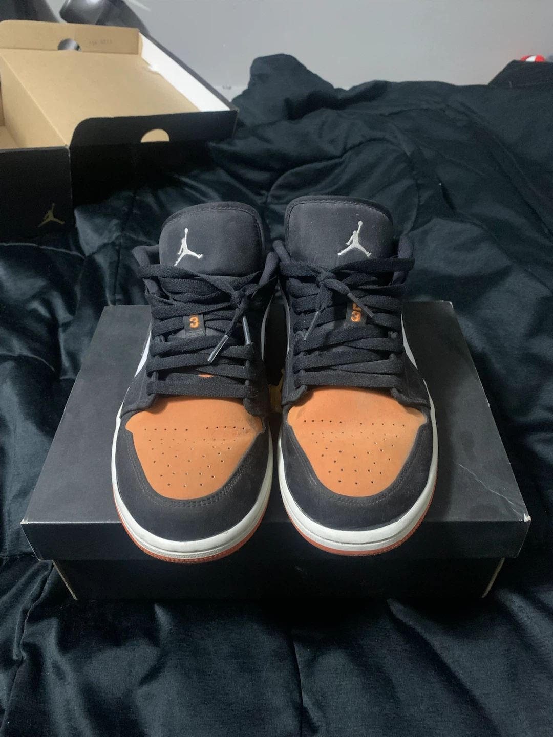 Air Jordan 1 Low SE Men's Shoes - photo 2