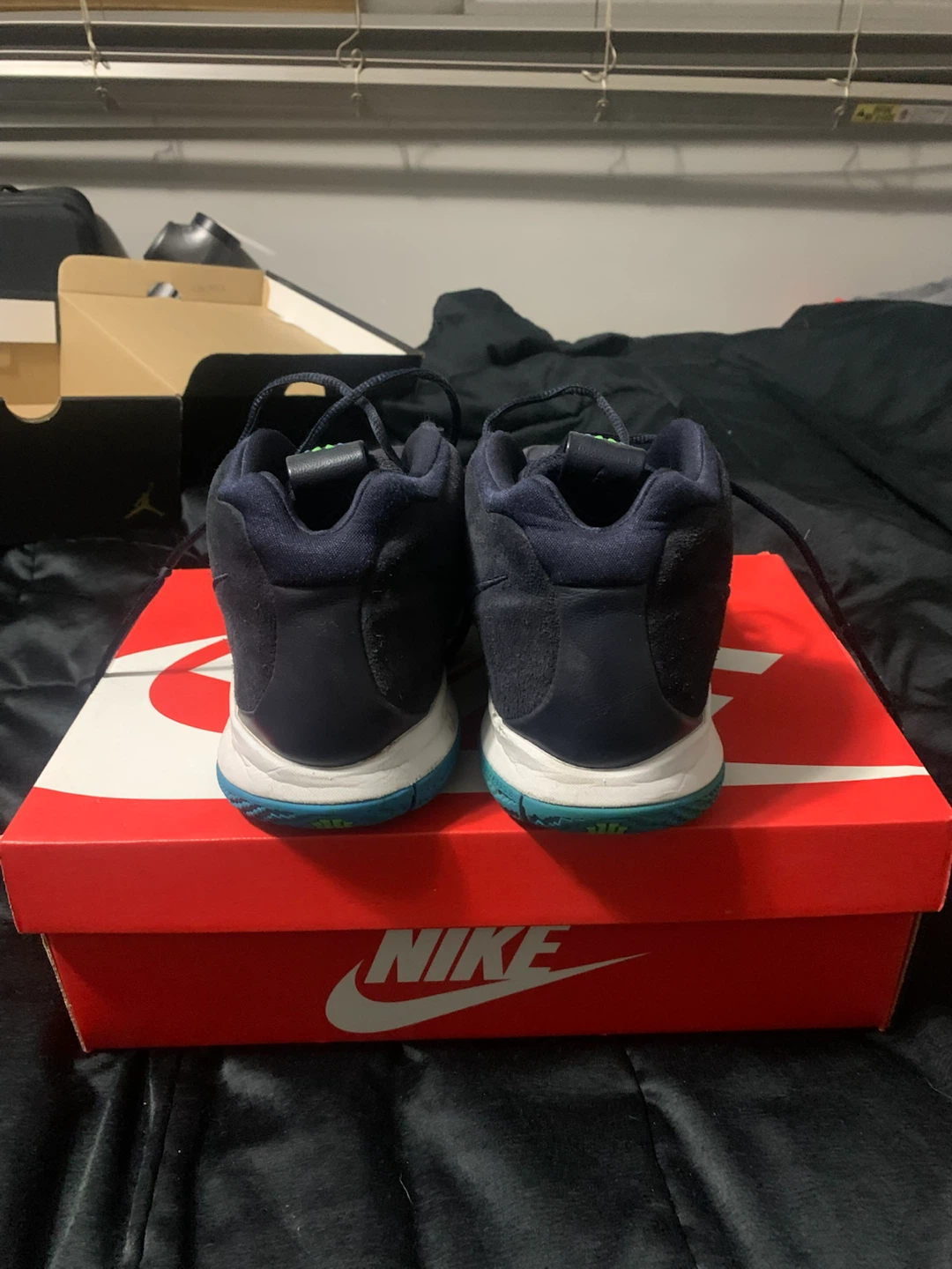 Nike Kyrie 4 Basketball Shoes - photo 3
