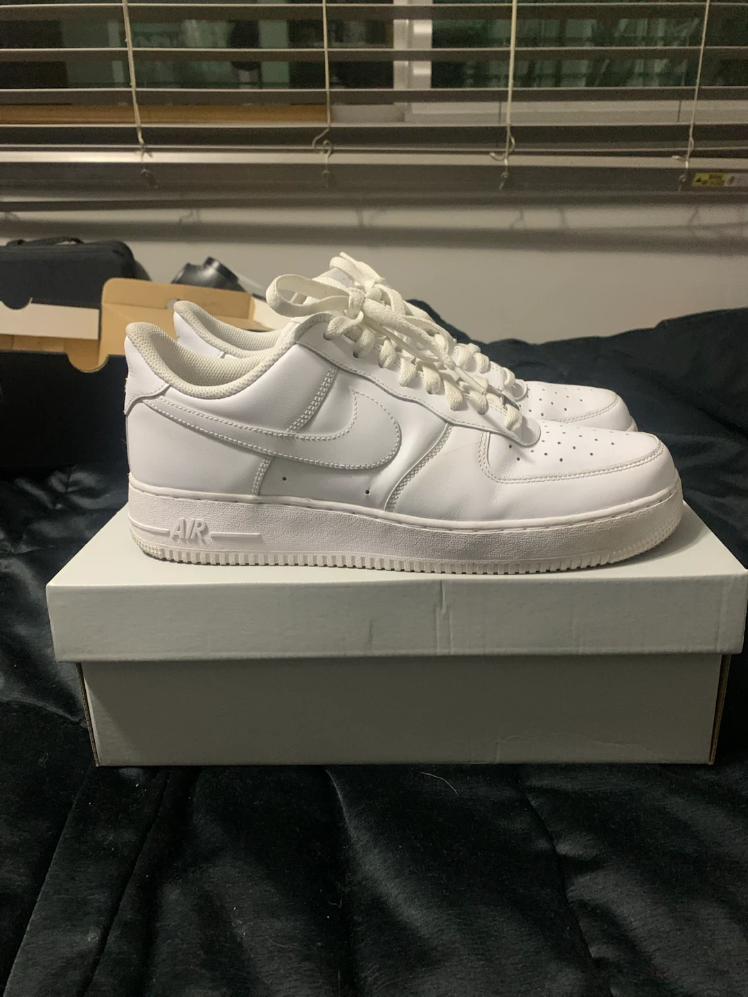 Nike Air Force 1 Low White