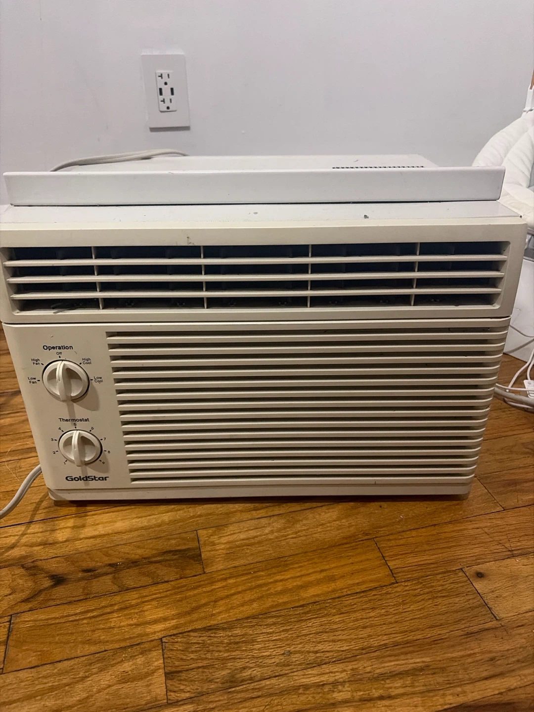 GoldStar Window Air Conditioner