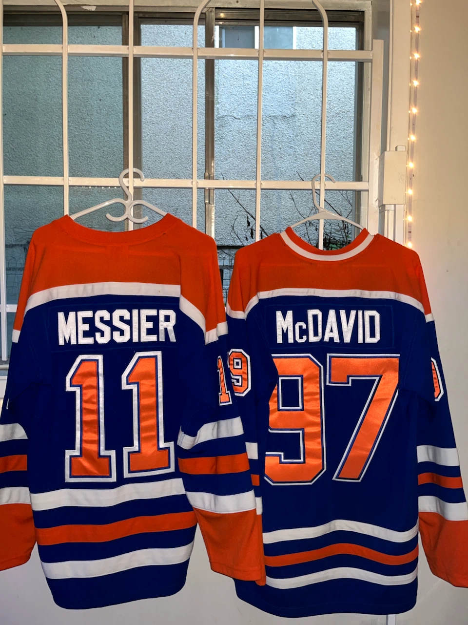 Edmonton Oilers Hockey Jerseys - Messier #11 & McDavid #97