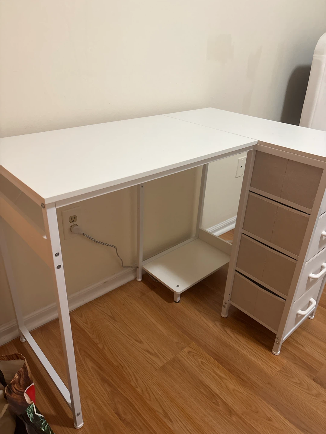 L shaped desk with drawers attached - photo 3