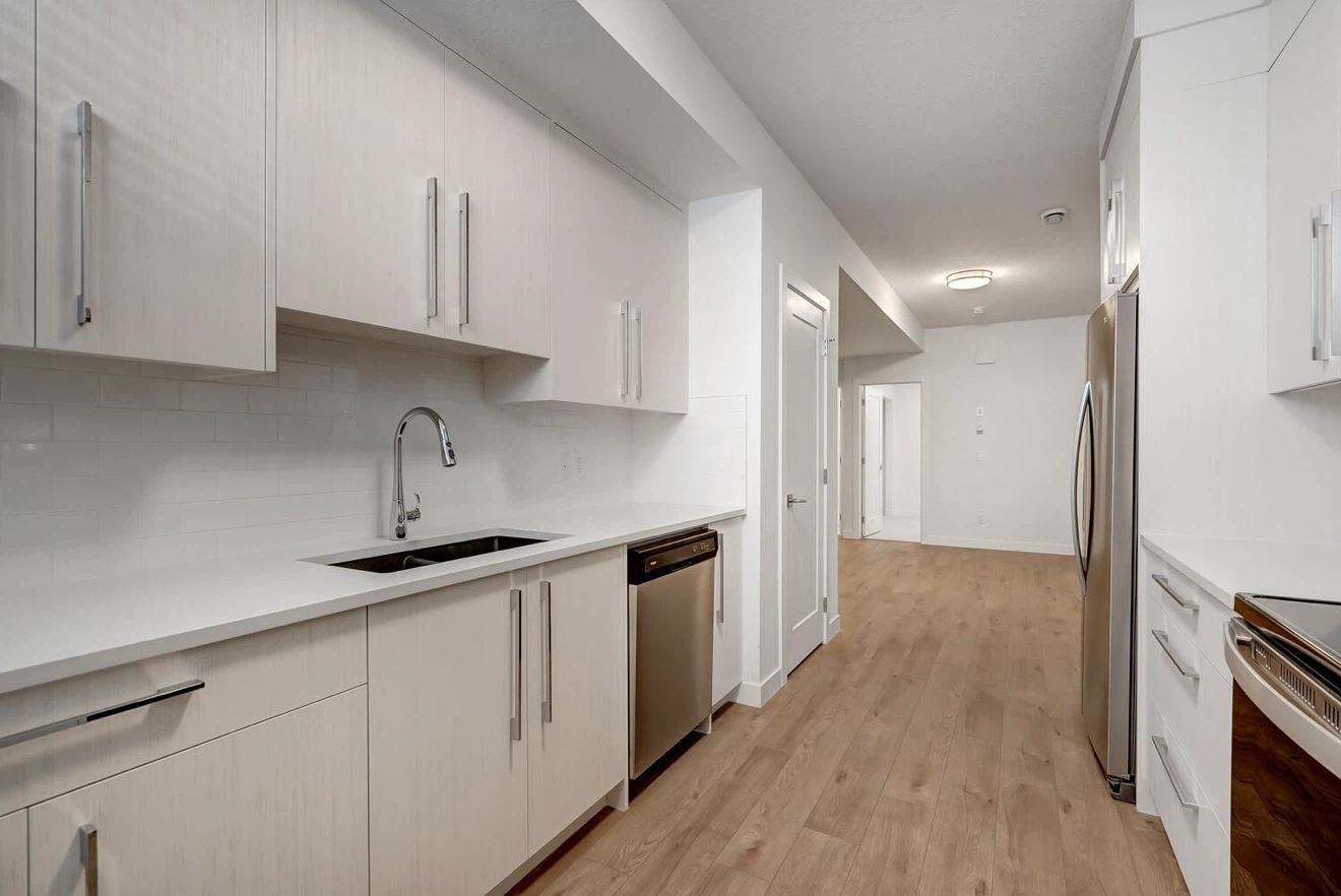 1 bed 1 bath - photo 3