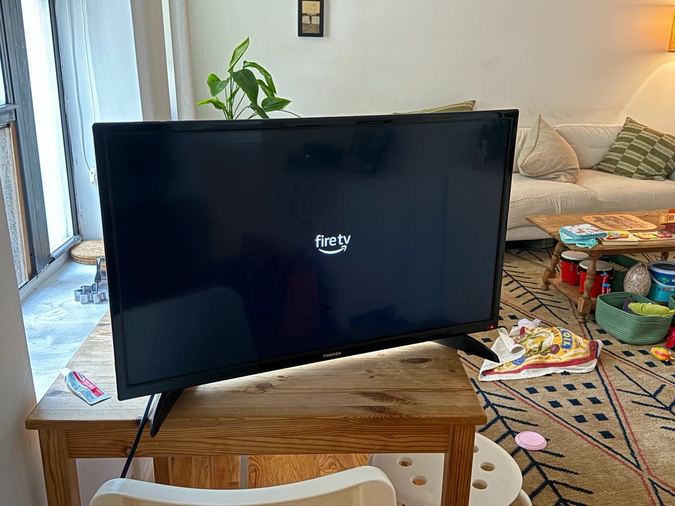 32” Toshiba Fire TV - photo 3