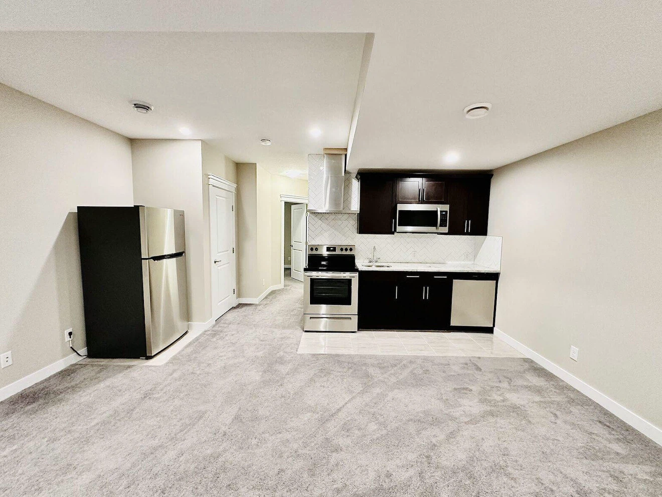 1 bed 1 bath - photo 2