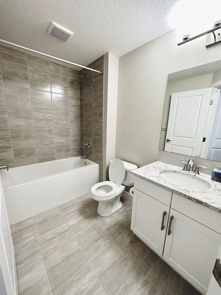 1 bed 1 bath - photo 4