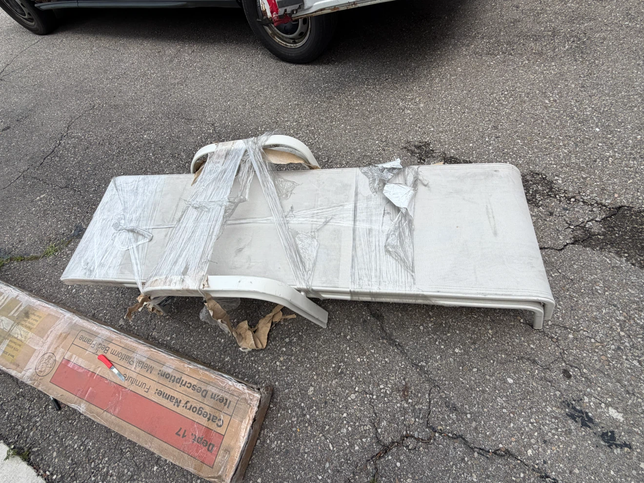 Mainstays Patio Steel Lounger - Greige - photo 4