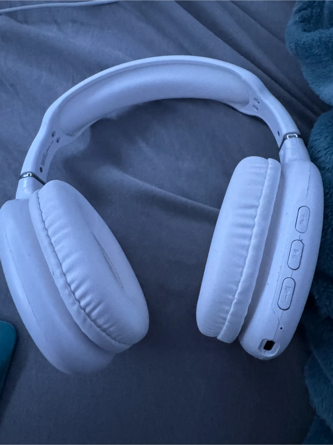 HyperGear VIBE Wireless Headphones – Working – No Charger