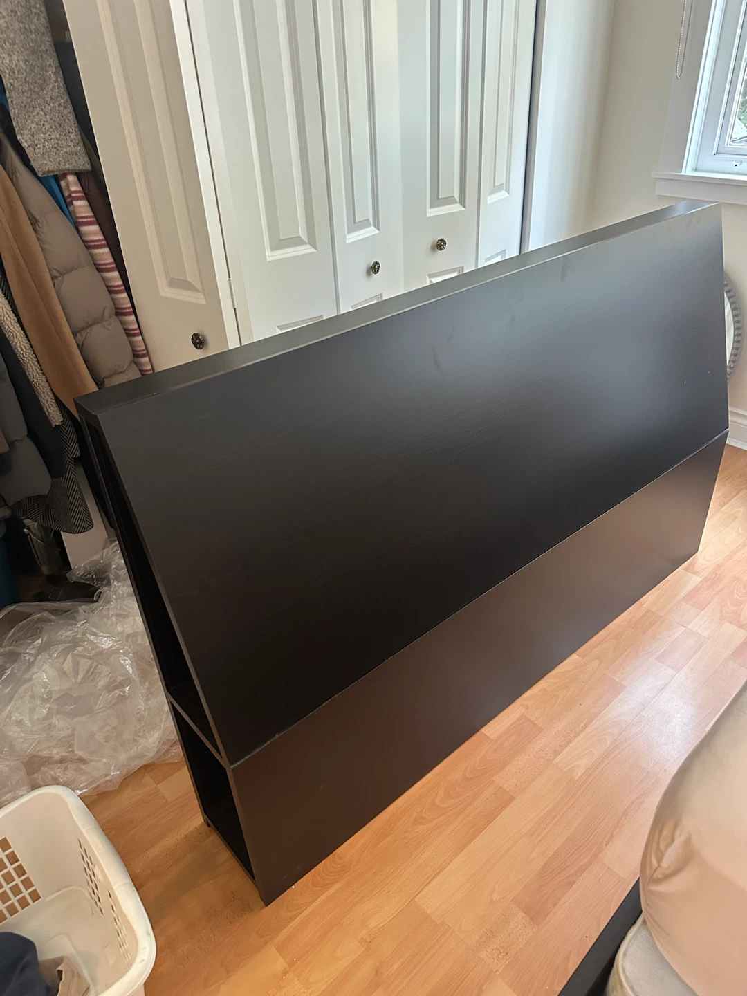 Free queen size headboard with storage