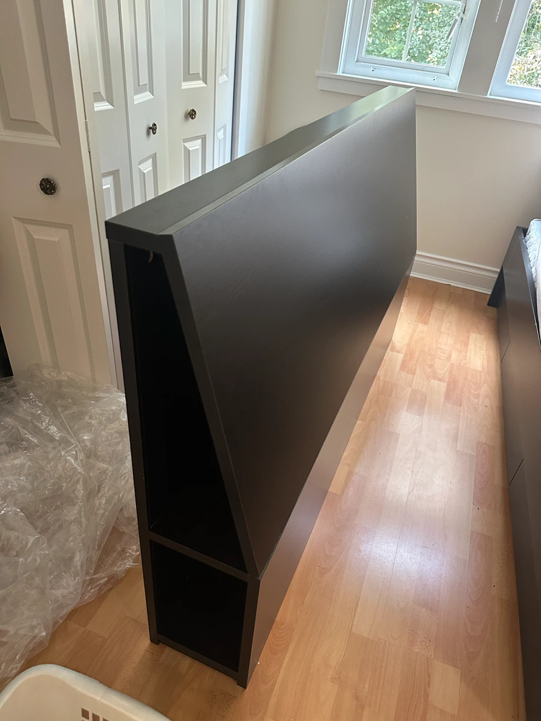 Free queen size headboard with storage - photo 2
