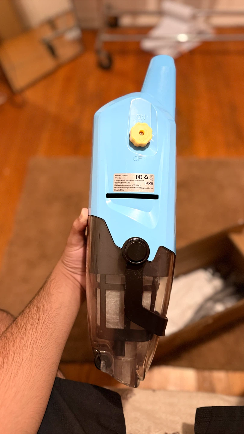 Cordless Pool Vacuum Cleaner - photo 2