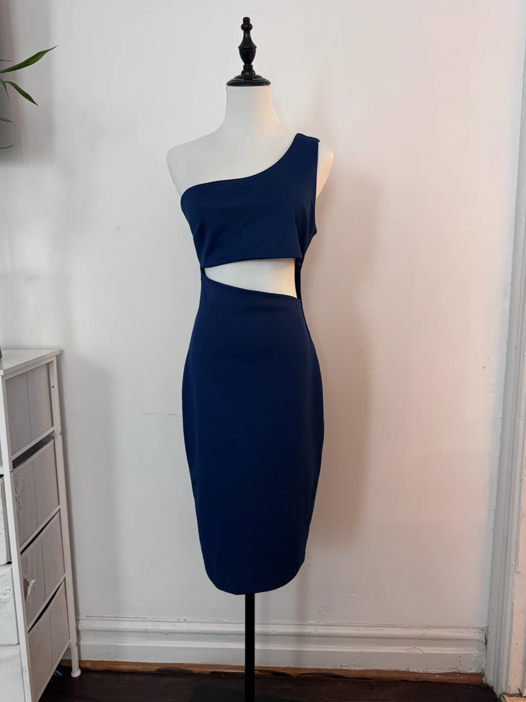 Forever 21 Navy One-Shoulder Cutout Dress - Medium - photo 2