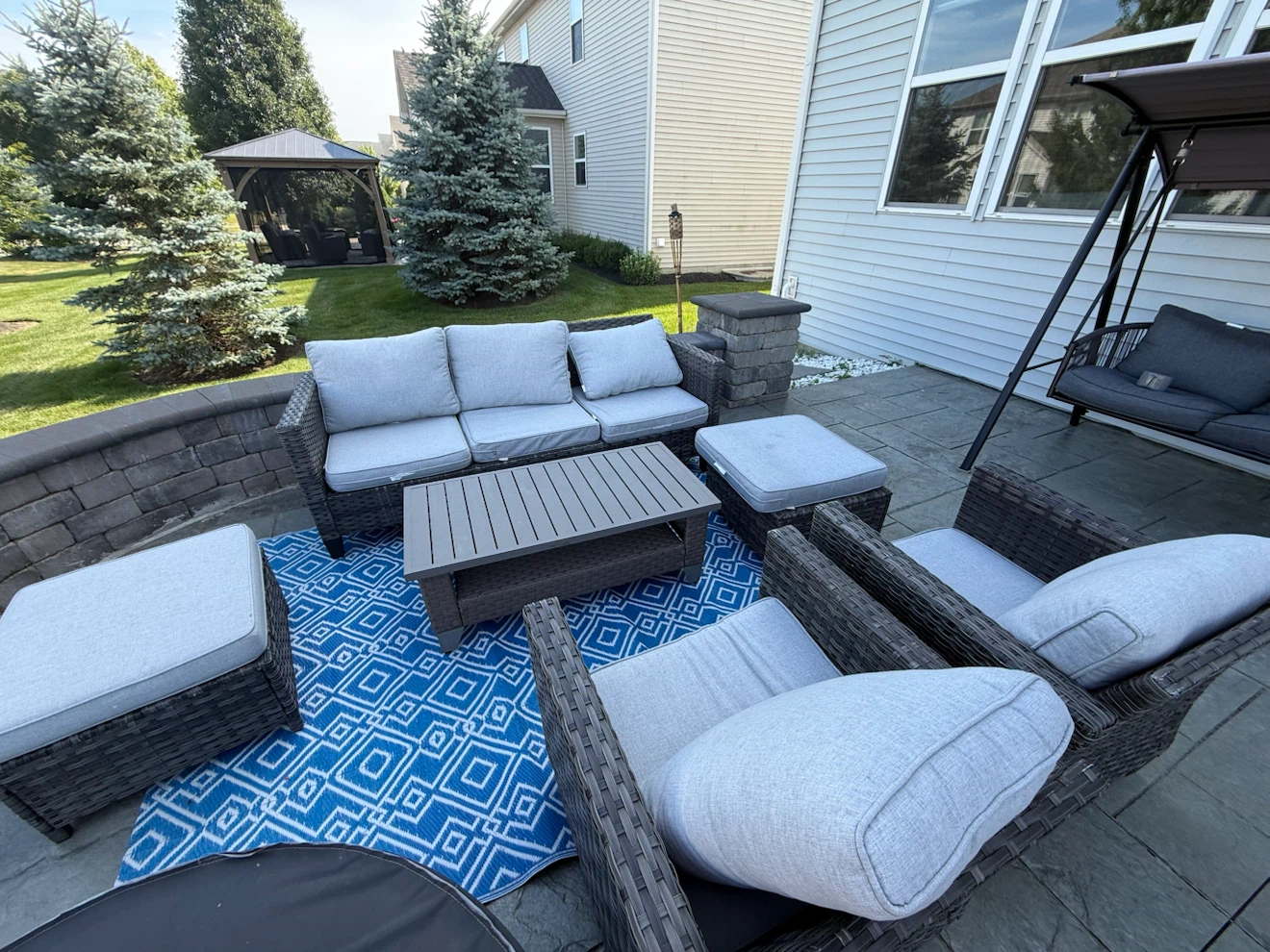 Outdoor furniture set