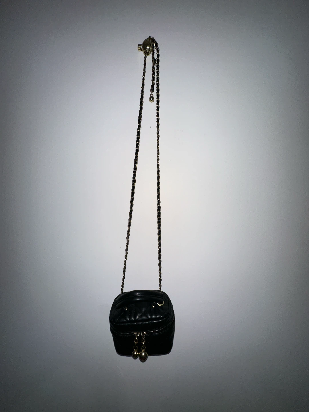 Quilted Black Small Jewelry Travel Case with Chain - photo 2