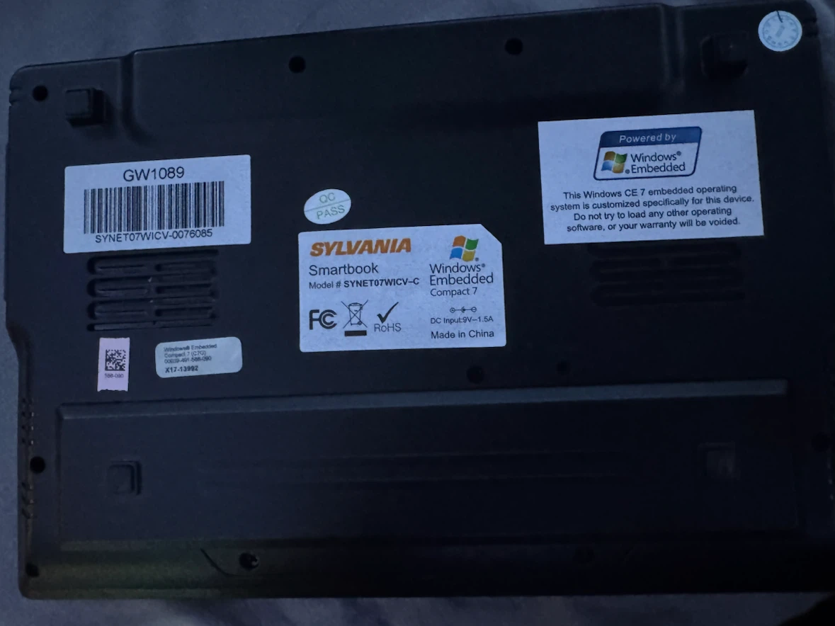 Sylvania Smartbook Windows Embedded Compact 7 (Untested) - photo 3