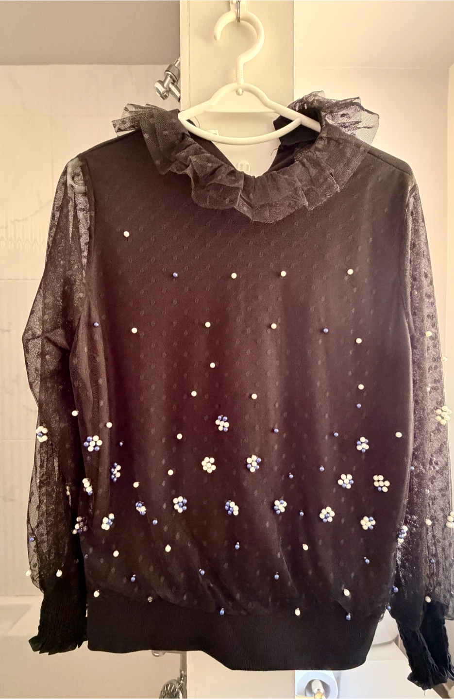 Each items sell for $2 - photo 3