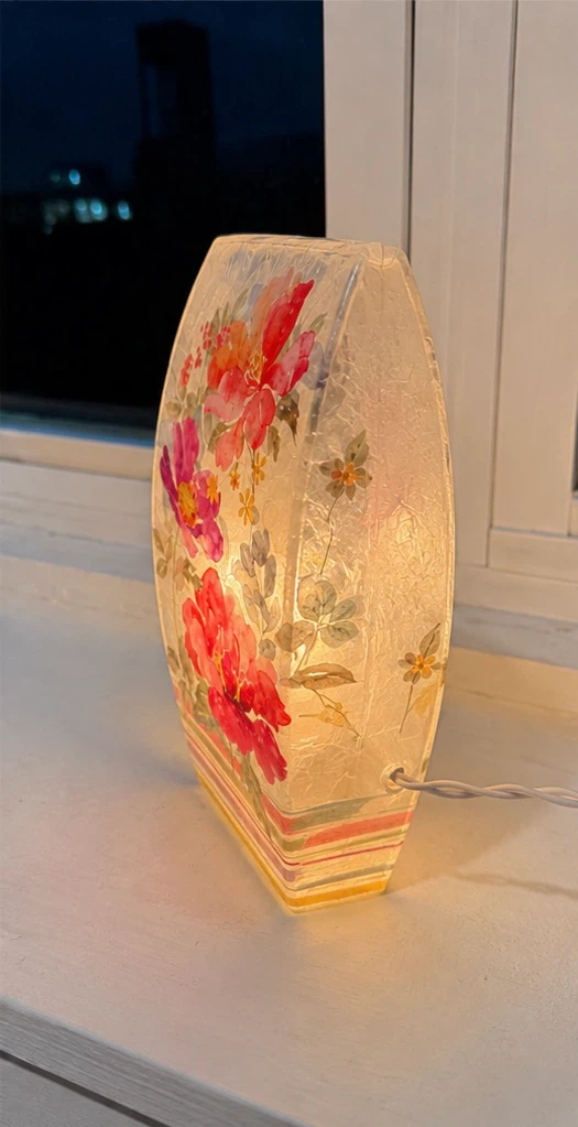 Beautiful Floral Glass Decorative Accent Lamp - photo 3
