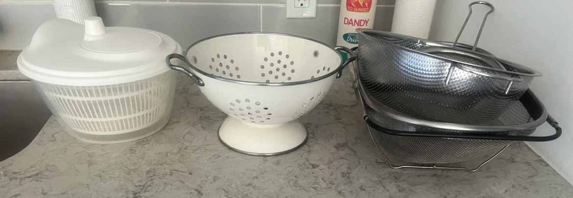 Salad Spinner and Colanders Set - photo 2